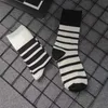 Women Socks Designer Classic Socks 5 Par Män Bomullsstrumpor Solid Color Breattable Sweat Absorption Par Socks Print flera 12 färger tillgängliga