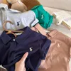 Kläder sätter barnens sommardräkt pojkar och flickor broderade polo skjorta shorts tvådelar barn baby kläder set 230617