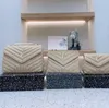 Bolsas de ombro clássicas de pele de carneiro macia senhora loulou bolsa de fivela de metal branco bolsa de ombro transversal bolsa de ombro feminina designer bolsa de envelope bolsa de corrente