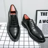 Sapatos sociais masculinos de couro envernizado brogues de casamento preto marrom com cadarço noite quinceanera mocassim desfile Oxford Zapatos Hombre