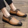 Kleid Schuhe Designer Marke Italien Patent Leder Männer Spitz Kontrast Farbige Loafer Hochzeit Formale Schuhe Zapatos Hombre