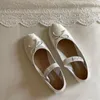Tasarımcı Klasik Düz Ayakkabı Bale Min Ayakkabı Fabrika Ayakkabıları Bale Etek Ayakkabı Yay Saten Kadınlar Günlük Ayakkabı Paris Retro Moda