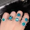 Pierścienie klastra luksusowy srebrny kolor stworzony zielony niebieski sztuczny masterzypowy kamień szlachetny pierścionek dla kobiet biżuteria prezenty zaręczynowe