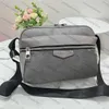 2024 Designer Waist Bag Fashion Men's Bumbag Belt Mens Backpack Tote Crossbody Purses Messenger Men Handbag Fashion Wallet 4233#