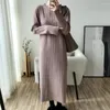 Robes décontractées QOERLIN 2023 hiver pull robe femmes à manches longues droite tricoté Maxi Texture épaisse taille haute mode