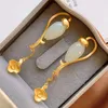 Boucles d'oreilles pendantes Antique Femme Style chinois Classique Super Fée Rétro Fleur de Magnolia Hetian Jade Long Tem