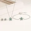 Halsbandörhängen Set liten färsk personlighet Cherry Blossom Pendant Earring Trend Green Leaf Armband Söt klavikelkedja