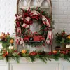 Flores decorativas Guirlanda de Natal Artificial Rattan Pine Cone Bells Holiday Farmhouse Guirlanda Enfeites Pendurados Para Porta Da Frente