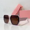 Gafas de sol de diseñador de lujo Gafas de sol para hombres y mujeres Gafas Gafas de sol de lujo Moda Gafas clásicas UV400 con marco con caja
