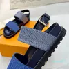 2023-Comfort Sandals ponownie wyobraża sobie ten swobodny styl w letnim dżinsie z lekką gumową podeszwą zewnętrzną i ergonomiczną wkładką dla całego dnia komfort