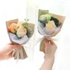 Fleurs décoratives Mini Bouquets De Fleurs Artificielles Rose Immortel Fait À La Main Emballé Décor De Fête De Mariage Cadeau De Fête Des Enseignants