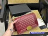 Klasyczna linia Chevron Caviar Torby Pikowana klapa Moda Luksusy Projektanci Skóra cielęca Skóra bydlęca Przeplatany łańcuszek Crossbody hurtowa torba na ramię