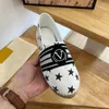 Klasyczne marki V Women Casual Buty Flat Espadrilles Bling Crystal Women Ladies Fisherman Buty Sandały Sandały Letnie dzianiny