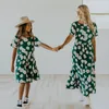 Aile Eşleşen Kıyafetler Anne ve Kızı El Kıyafet Moda Polka Dot Baskı Yay Baskılı Uçan Kollar Parentchild Kıyafet 230619