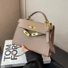 Popüler Moda Çantası Yeni Kadın Çanta Batı Stili All-Matching Crossbody Çantalar 21cm