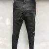 Mäns jeans high street broderare brev män modedesigner rippade hål smala fit byxor hip hop dans parti svart 230619