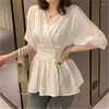 Blouses pour femmes 2023 été femmes conception spéciale élégant en mousseline de soie Blouse chemise mince mode coréenne solide décontracté à manches courtes hauts blancs