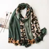 Sjaals lente en zomer luxe bruine dames wilde luipaard sjaal vrouwelijke lange sjaal dunne bruine modieuze sjaal lange sjaal 230619