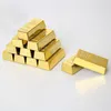 Novel Games 1/3/6pcs Plastic Fake Gold Bullion Simulated Golden Brick Fake Glittering Gold Bar Pappersvikt Dörrstopp Film Prop Novelty Gift 230617