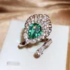 Pierścienie klastra Lekkie luksusowe i wysokiej klasy zielone pióro pawi dla kobiet w stylu sądowym zaręczyny 925 Srebrna biżuteria Otwarcie