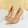 Sexy Damen-Schuhe mit hohen Absätzen, ultrahohe Pumps, spitze Zehen, Strass, Fliege, Party-Schuhe