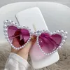 Sonnenbrille europäischer und amerikanischer Designer, großer Rahmen, krummes Herz mit Perlen, pfirsichfarben, für Damen, Anti-UV
