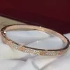 Gioielli di lusso Bracciale da donna Bracciale rigido con coppia in oro Doppia fila di diamanti Larghezza processo di intarsio nascosto Bracciali resistenti allo sbiadimento Designer per le donne