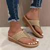 Sandalias Clip Toe Wedge Mujer 2023 Verano Plataforma gruesa Mujer de playa Tallas grandes Tacones bajos Sandalias de gladiador Chanclas