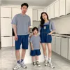 Family Matching Outfits Summer Mom And Daughter Set Daddy Son Short Sleeve t Shirt ParentChild Denim Clothes Kids Jean 230619