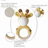 1PC Baby Rattle Zabawy drewniane drewniane szydełko wzór grzechotka królik lw lwów bernToy nowonarodzony prezent dziecięcy szydełka szydełka niestandardowa nazwa l230518