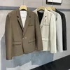 Abiti da uomo Autunno Giacca da uomo da uomo Stile coreano Slim Fashion Hair Stylist Cappotto versatile da uomo Blazer 2023 D33