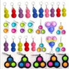 Rainbow Keychain Pandents POP IT FIDGET 장난감 감각 푸시 버블 자폐증 특수 요구 사항 불안 스트레스 해소 사무실 Fluorescen Stocks x100pcs