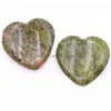 Камень 40 мм естественный карманный карман пальмовой пальма заживление хрустальное сердце любовь тревога камни для кристаллов и бросает dh7rq