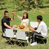 Utomhus bärbara fällbara picknickbord och stolar Ställ in karbonstål äggrulle camping BQQ Field Essential Artifact