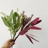 装飾的な花の花輪シミュレーションシングルブランチコーラルフルーツサンディパイン人工乾燥壁装飾ホームプラントルームフラワーフェスティ