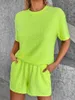 Kvinnors träningsdräkter Kvinnor Shorts Set Ladies Short Sleeve Crew Neck T-shirt med elastisk midja Summer outfit fluorescerande grönt