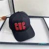 Venta al por mayor diseñador de deportes de verano gorras de béisbol pareja letras de moda bordado viaje de vacaciones dos colores casquette