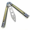 TheOne Balisong Bicolor Titanium Oxium Handle PythonシリーズバタフライトレーニングナイフではないシャープD2ブレードジルトスイングナイフNautilus Monster Chimera Hom Squid BM42