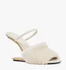 Sommer Luxusmarke Erste Damen Sandalen Schuhe Pelzriemen Goldfarbene F-förmige geformte Absätze Lady Wedge Mules Sexy Peep Toe Hausschuhe Low Heel Schuh EU35-43