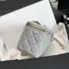 Designerskie sprzęgło z torbami łańcuchowymi jagnięta próżność 10a luksusowe denimowe torby kosmetyczne z pudełkiem C066