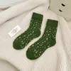 Vrouwen Sokken Eenvoudige Streep Geruite Groene Katoenen Sok Vrouw Zachte Comfortabele Leuke Lange Dame Herfst Winter Casual Zoet