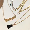 Chaînes Multicouche Mignon Noir Fantôme Lettre Pendentif Colliers Pour Femmes Asymétrie Yin Yang Perle En Métal Collier Ras Du Cou Partie Bijoux Cadeau