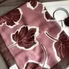 Foulards Dames Espagne Luxe Mode Violet Floral Viscose Châle Écharpe Haute Qualité Imprimer Doux Wrap Pashmina Étole Bufandas Musulman Hijab