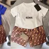 Barndesignerkläder sätter barn barn Kort ärm T-shirt Shorts Set Suit Boys Girls Sports With Letter Tiger Flower Forest Cotton White Black 90-160