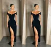 Sexy Black Plus Size Prom Dresses Lungo per le donne Velluto Side Split Lunghezza del pavimento Drappeggiato Spettacolo di compleanno Celebrity Evening Party Abiti Occasioni formali Custom Made