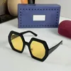Дизайнерские солнцезащитные очки для женщин и женщин солнцезащитные очки для женщин и женщин.