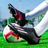 Otros artículos deportivos Zapatos de fútbol para hombre Botas de fútbol de calidad de lujo para hombre Entrenamiento al aire libre Zapatillas largas antideslizantes negras Zapatillas deportivas de pastizales 230619