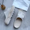 Zapatillas de diseñador Mujer Moda Bordada Diapositivas de lona Zapatilla de tacón grueso Niñas Plataforma de 60 mm Sandalias de lona Mujeres Zapatos casuales Moda de verano Diapositivas de playa