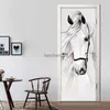 Adesivos de porta 3D autoadesivos pintados à mão cavalo branco arte abstrata pintura de parede quarto sala de estudo porta mural papel de parede decoração L230620