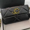 Çanta tasarımcısı çanta lüks crossbody çanta omuz çanta kadın çanta zincirleri tasarım moda büyük kapasiteli ziyafet cüzdanı boş zamanlar hediye stili iyi